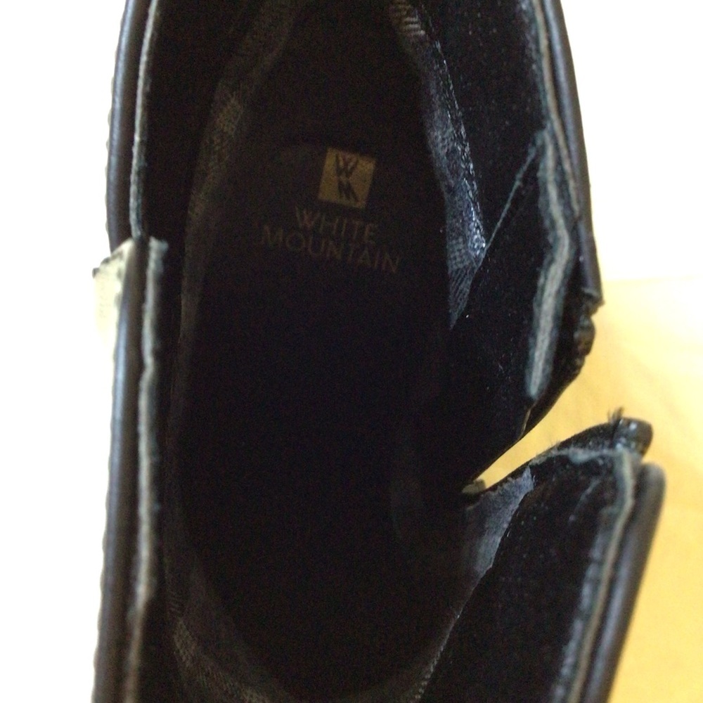 White Mountain Black Ankle Booties with Chunky Heel - Picture 5 of 8